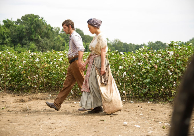 Still of Mariah Carey and Alex Pettyfer in The Butler (2013)