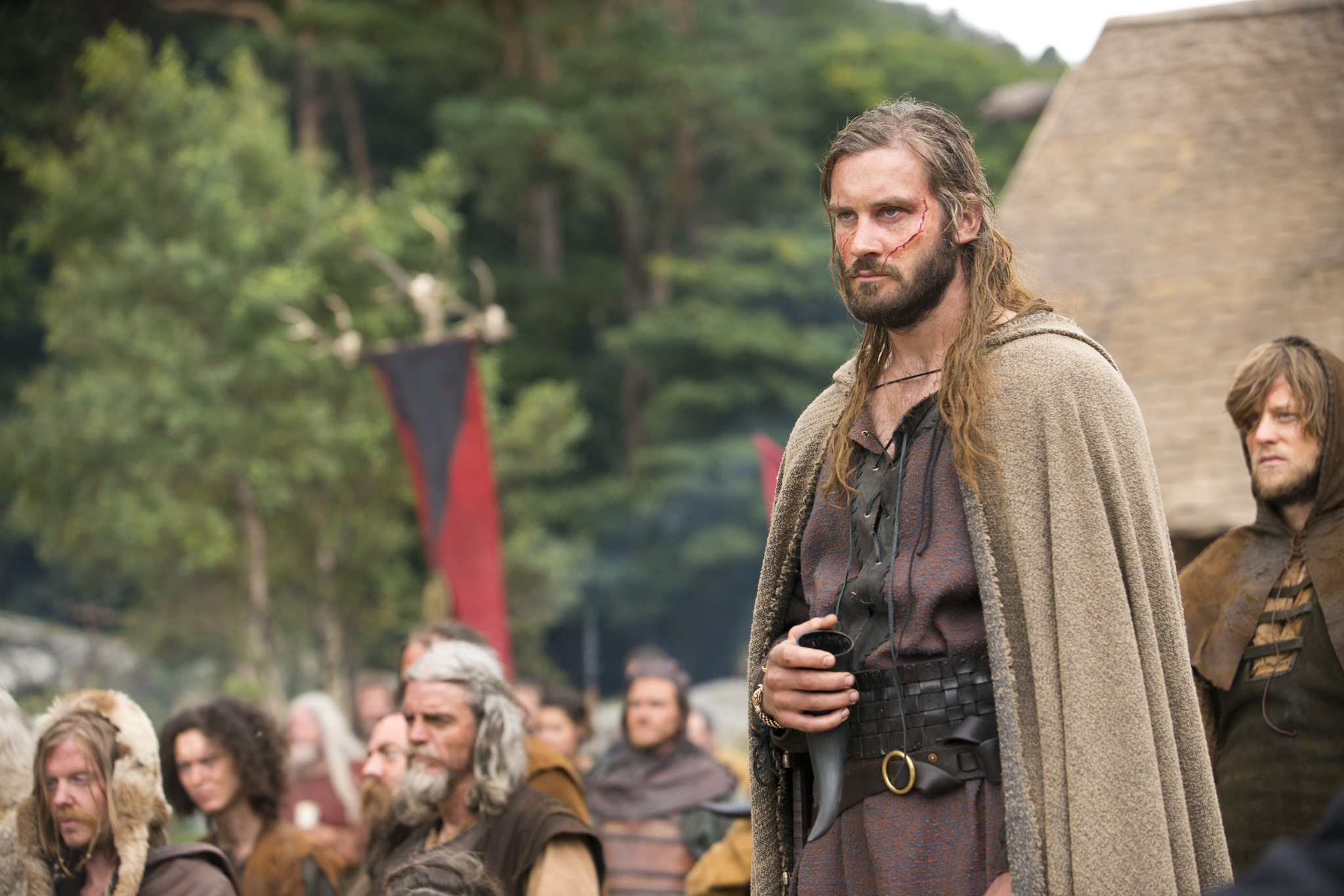Still of Clive Standen in Vikings: Burial of the Dead (2013)