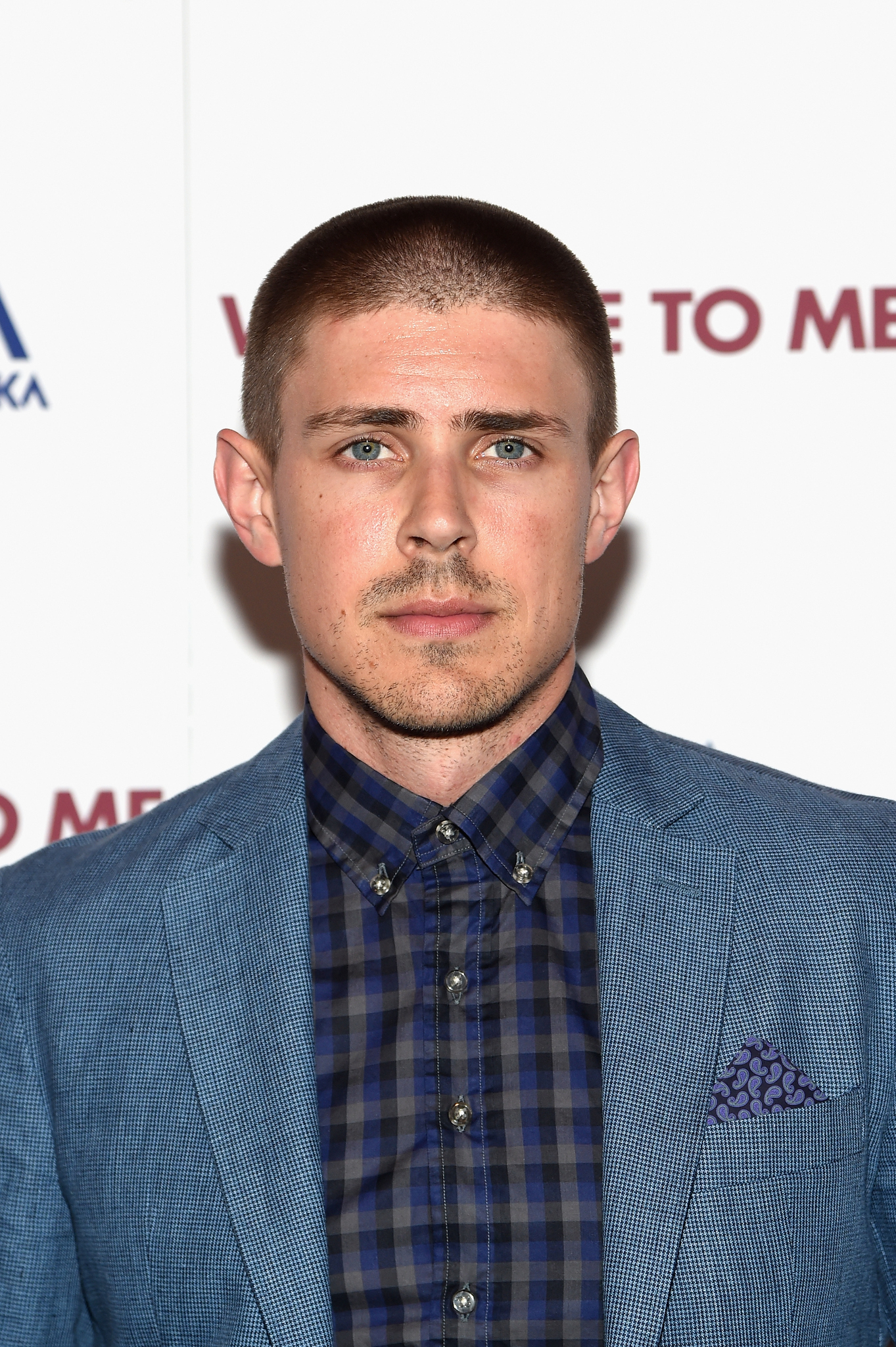 Chris Lowell at event of Welcome to Me (2014)