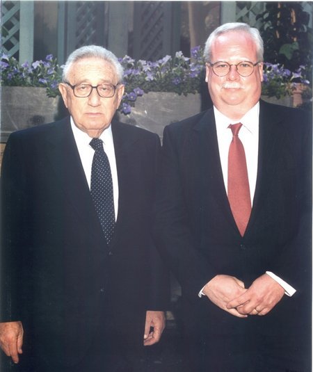 Dr. Henry Kissinger and Drew H. Fash (May 2002)