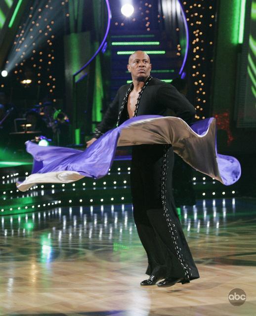 Still of Maurice Greene in Dancing with the Stars (2005)