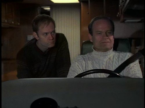 Still of Kelsey Grammer and David Hyde Pierce in Frasier (1993)