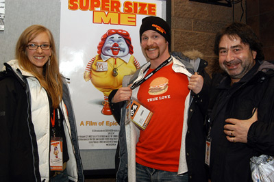Morgan Spurlock, Daryl Isaacs and Alexandra Jamieson at event of Super Size Me (2004)
