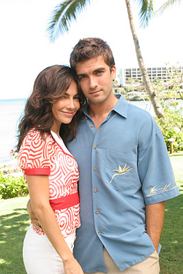 ( Vanessa Marcil, Charlie Koznick ) On the set of Las Vegas