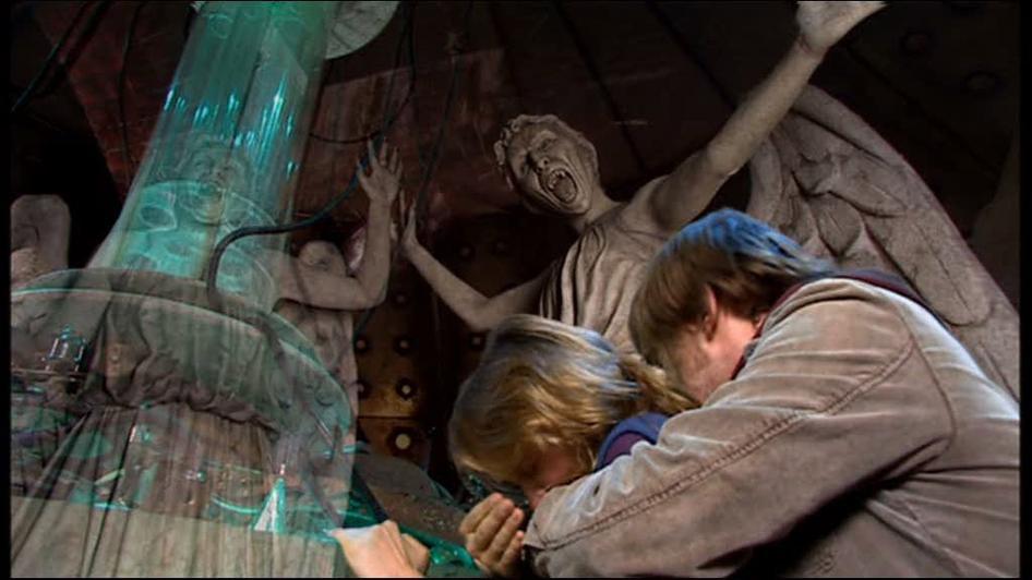 Still of Finlay Robertson and Carey Mulligan in Doctor Who (2005)