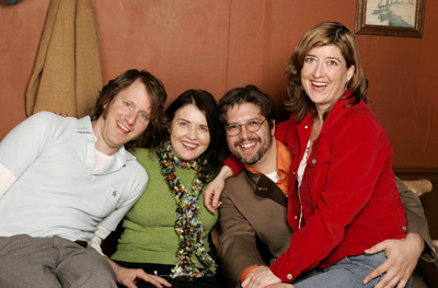 Kyle Henry, Jessica Hedrick, Carlos Treviño and Cyndi Williams at event of Room (2005)