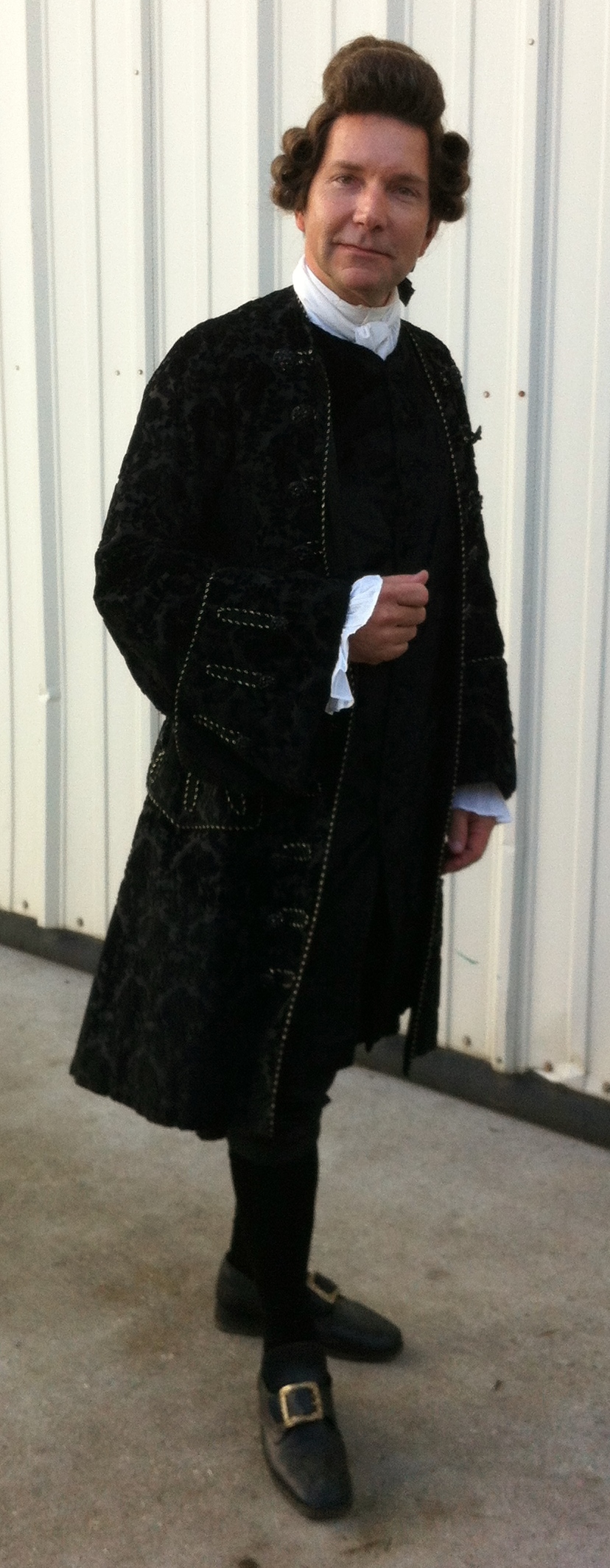 Character shot of David Schifter(1700's Nobleman)