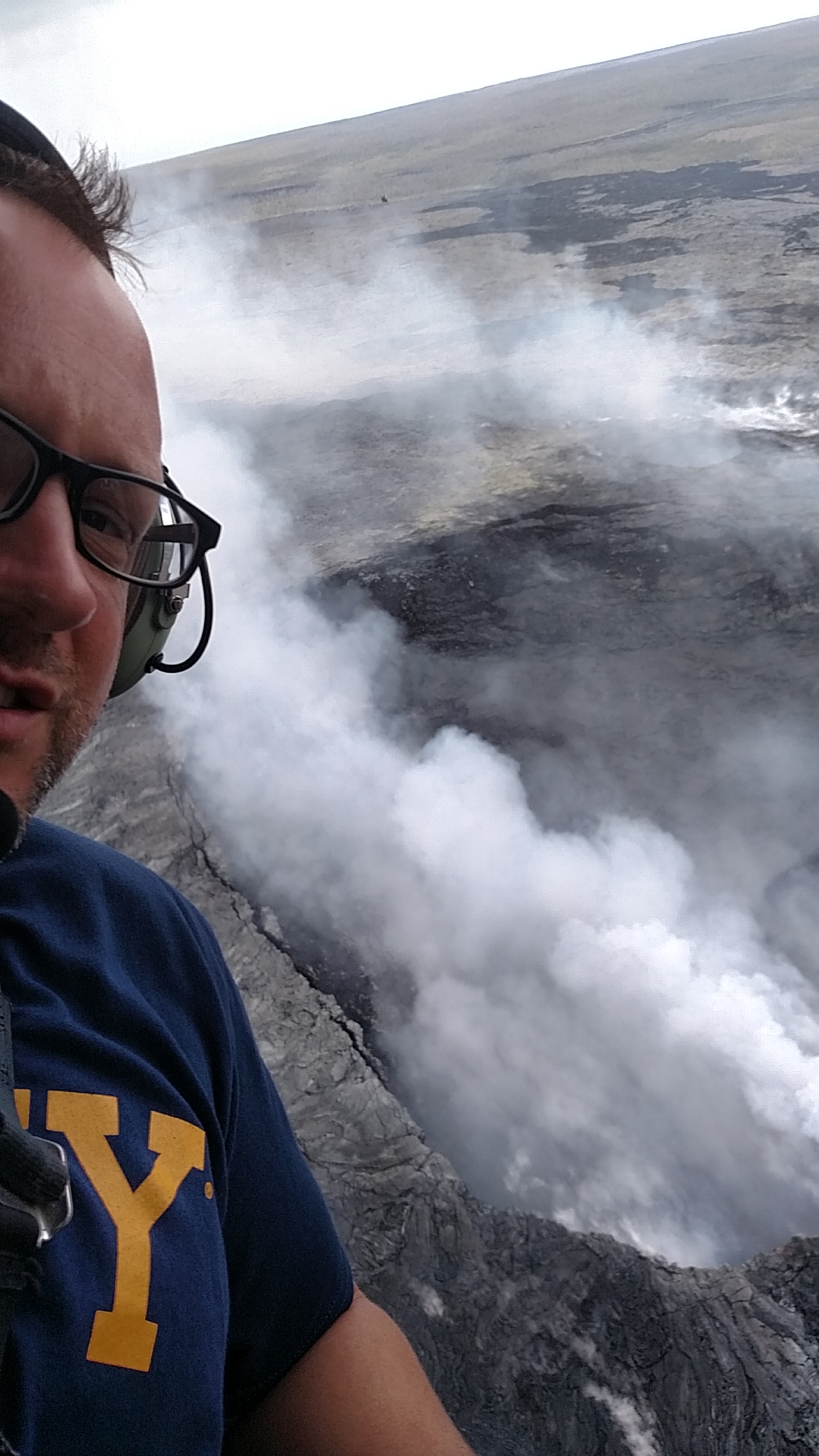 Bill Ehrin ; Hawaii Volcanoes Park, Hilo Helicopter Tours