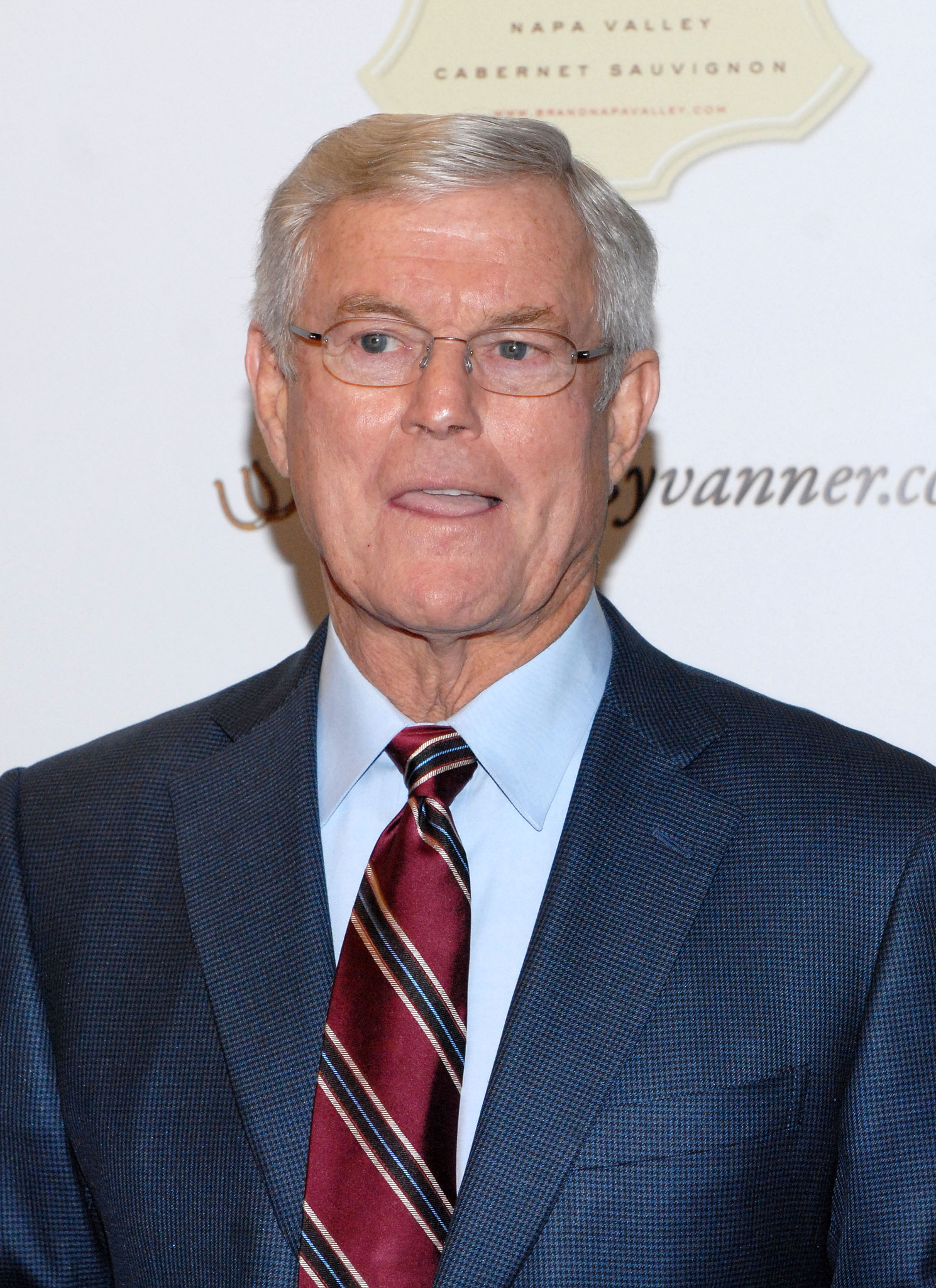 Dick Vermeil at event of The Greening of Whitney Brown (2011)