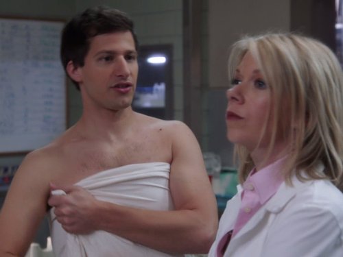 Still of Mary Elizabeth Ellis and Andy Samberg in Brooklyn Nine-Nine (2013)