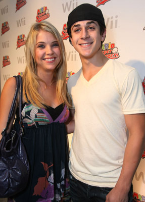 David Henrie and Ashley Benson