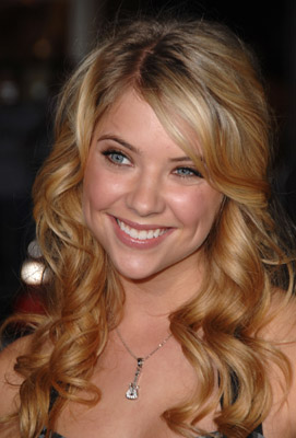 Ashley Benson at event of Dingusioji (2007)