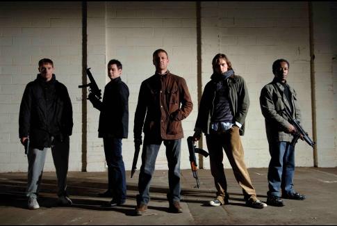 Sean Bean, Danny Dyer, Sean Harris, Lennie James and Rupert Friend in Outlaw (2007)