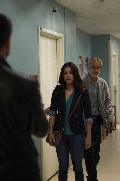 Still of David Strathairn and Azita Ghanizada in Alphas (2011)