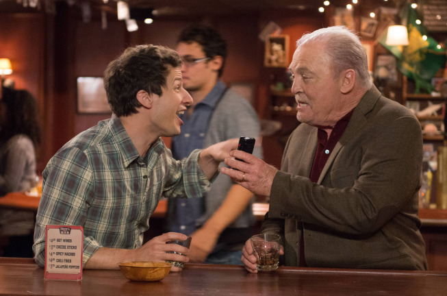 Still of Stacy Keach and Andy Samberg in Brooklyn Nine-Nine (2013)