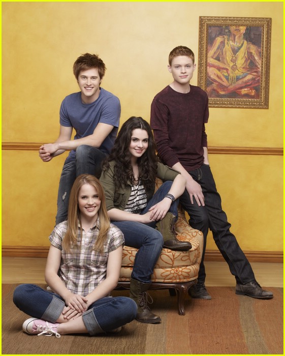 Lucas Grabeel, Sean Berdy, Vanessa Marano, and Katie Leclerc on ABC Family's Switched at Birth.