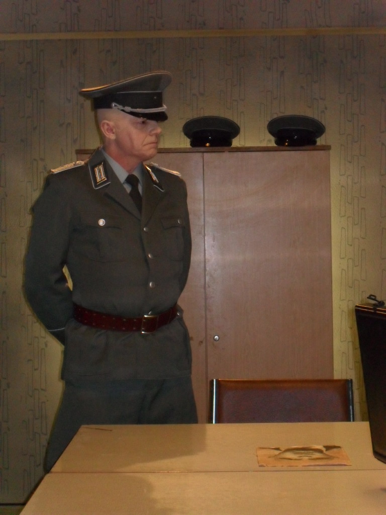 Olaf Krätke as officer in awarded film 