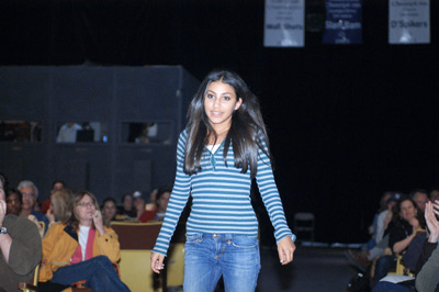 Adi Schnall at event of Pretty Persuasion (2005)