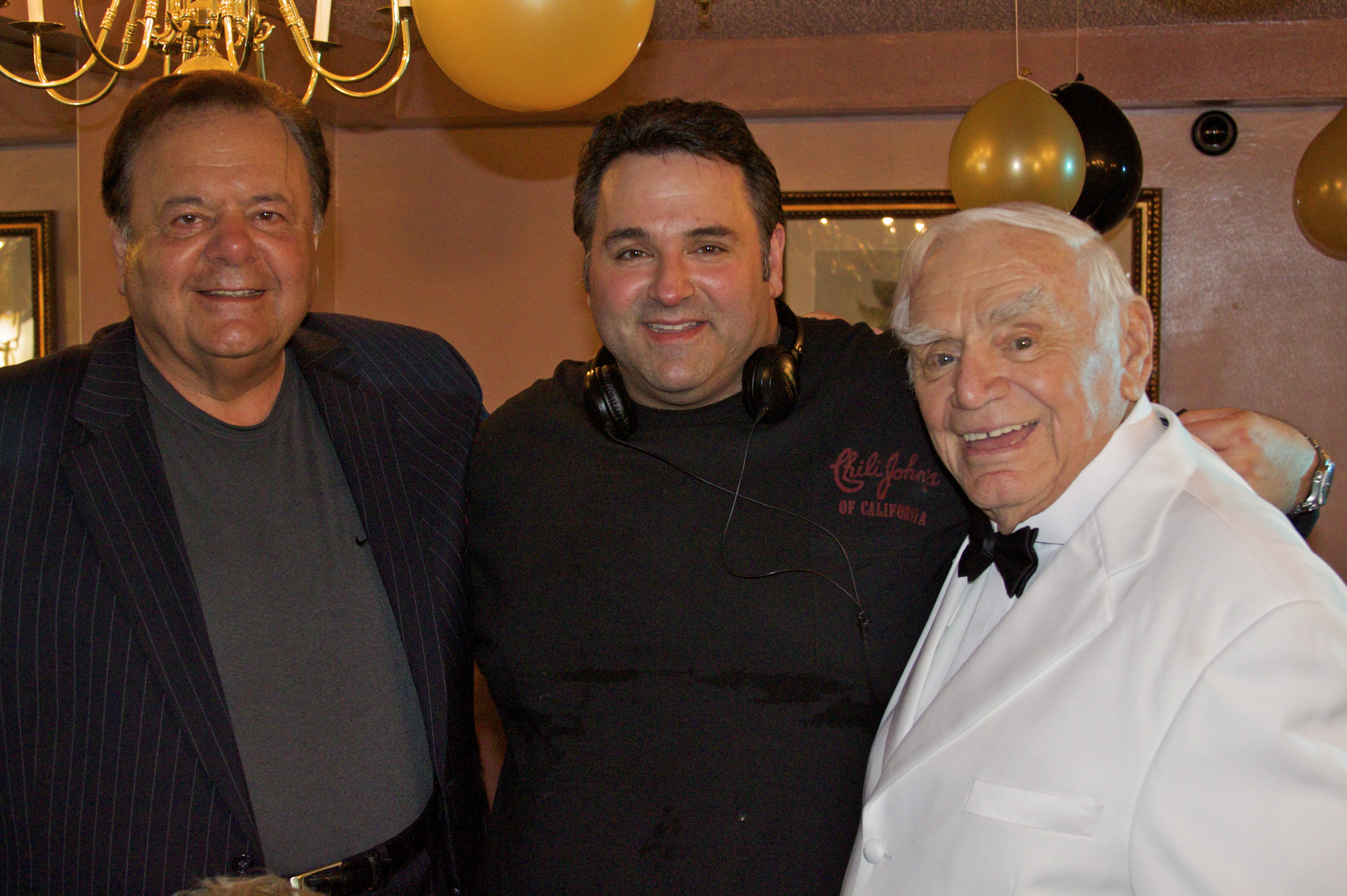Director/Producer Sam Borowski (Center) is flanked by legendary actors Paul Sorvino (L) and Academy-Award Winner Ernest Borgnine (R) on the set of NIGHT CLUB.