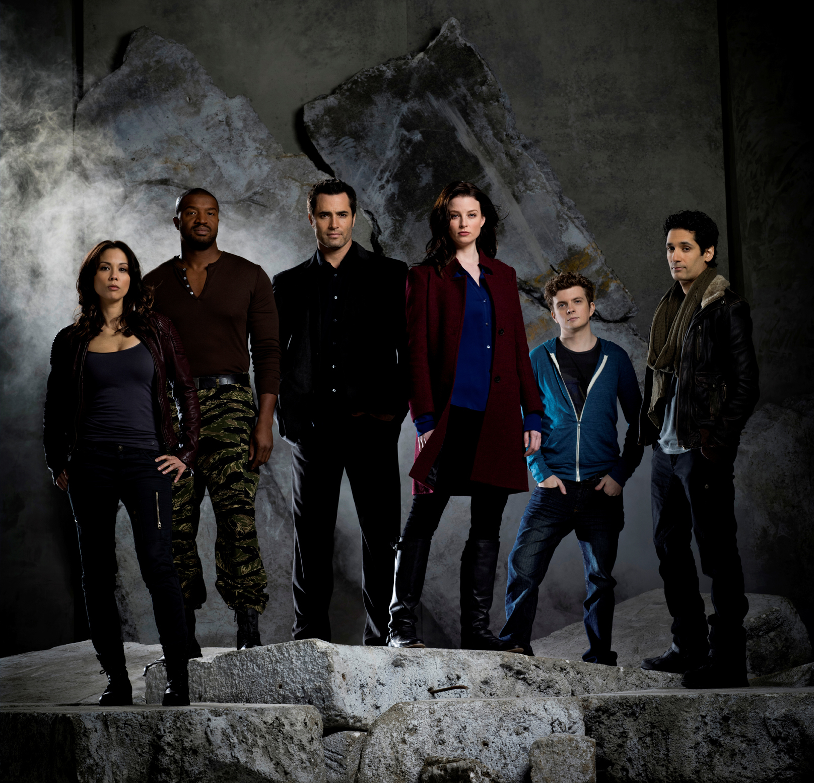 Still of Roger R. Cross, Victor Webster, Lexa Doig, Erik Knudsen, Rachel Nichols and Stephen Lobo in Continuum (2012)