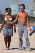 REESE AND WHITNEY, A WALK DOWN THE BEACH WHILE FILMING 