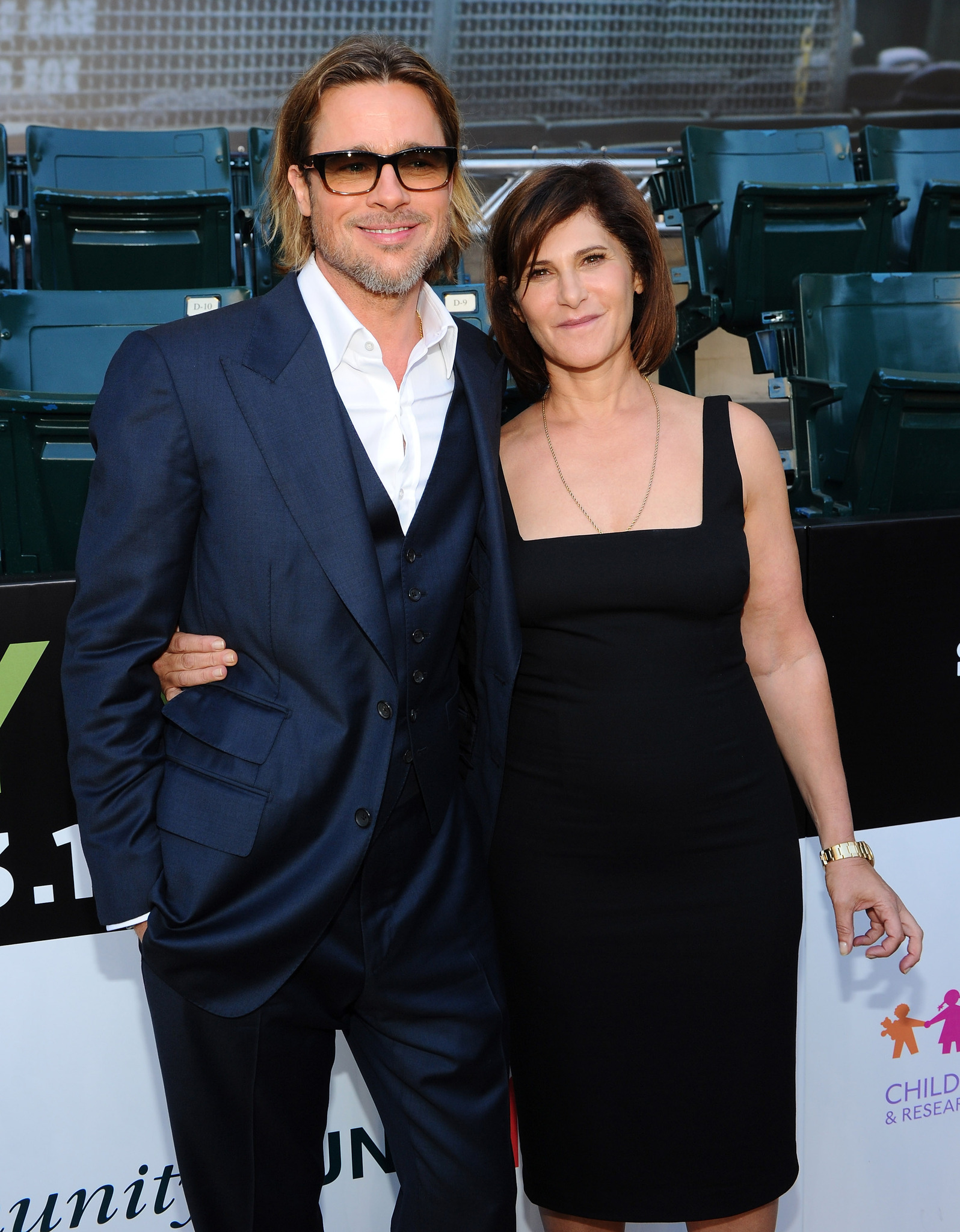 Brad Pitt and Amy Pascal at event of Zmogus, pakeites viska (2011)