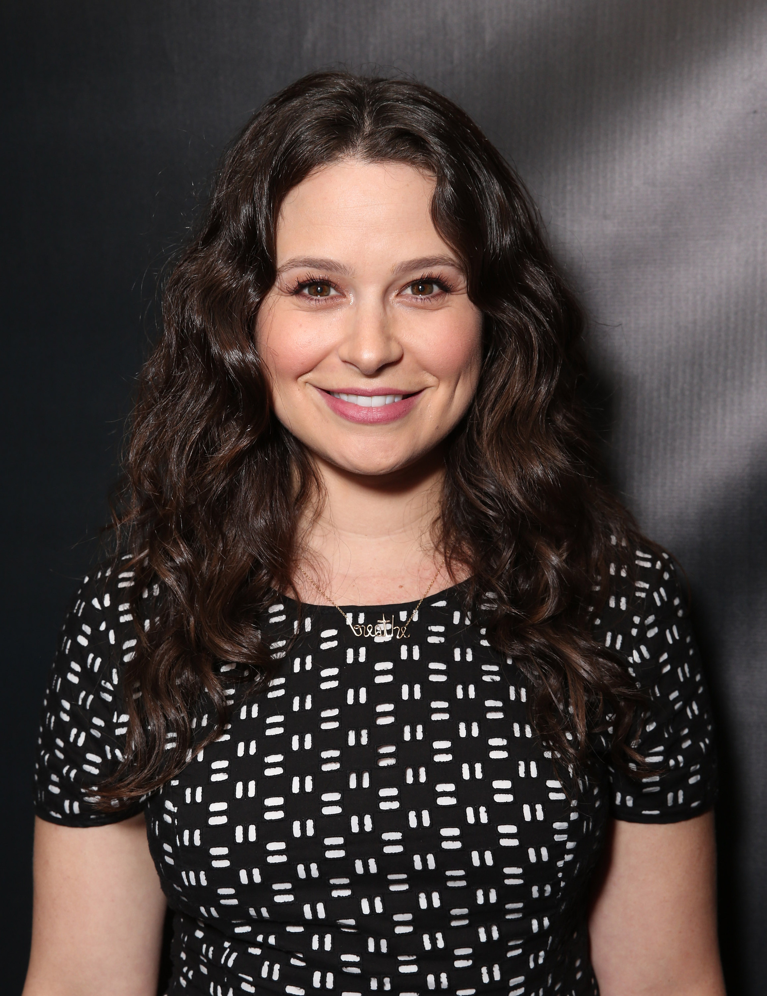 Katie Lowes at event of Food (2015)