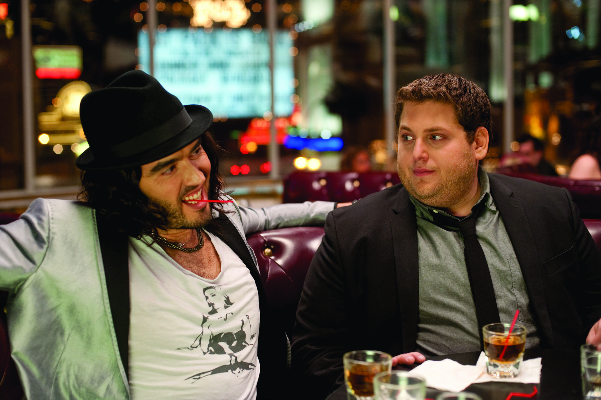 Still of Russell Brand and Jonah Hill in Get Him to the Greek (2010)