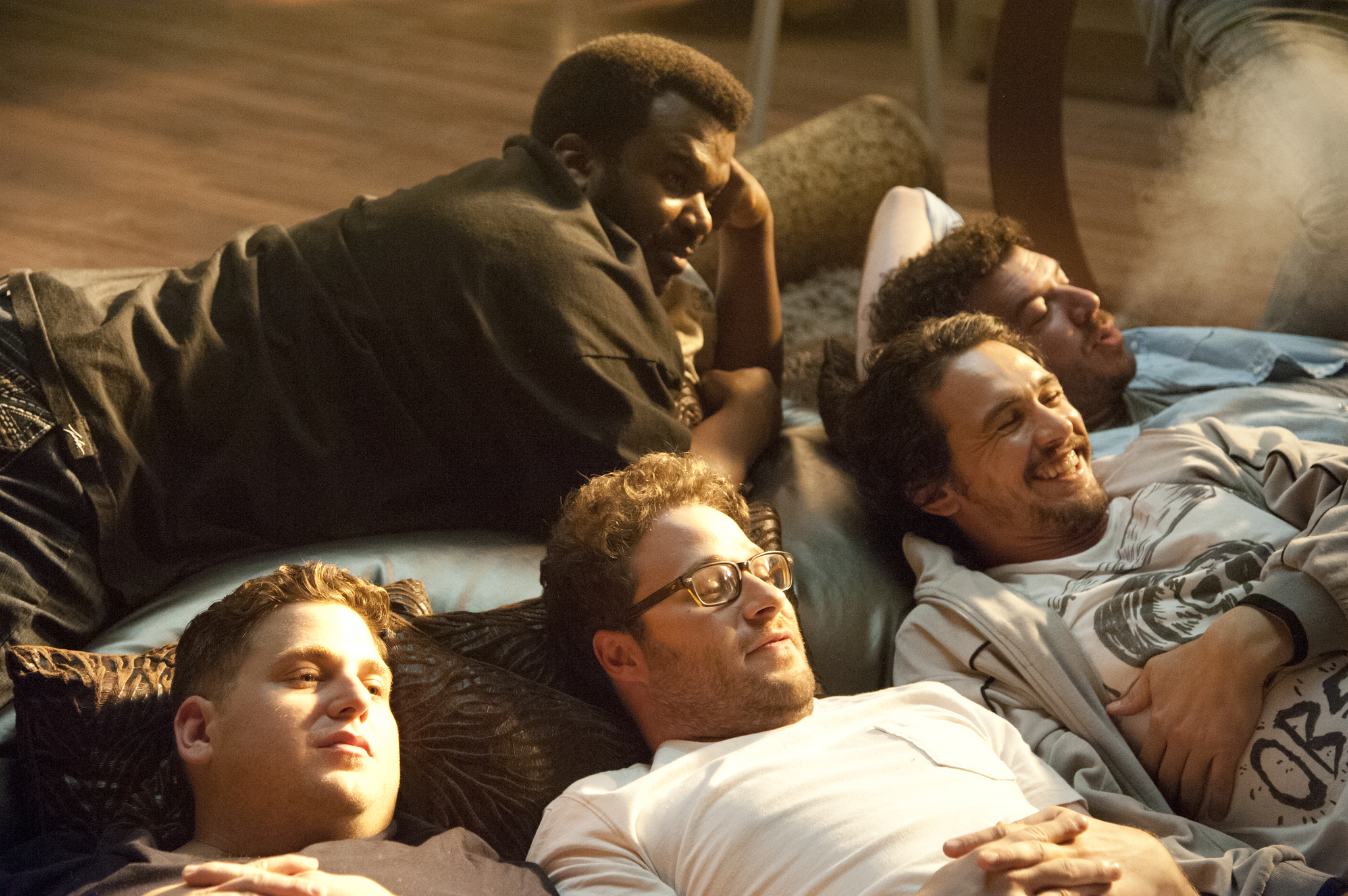 Still of James Franco, Craig Robinson, Seth Rogen, Danny McBride and Jonah Hill in Dabar jau tikrai sikna (2013)