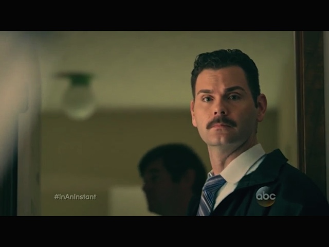 Detective Mike Earl on ABC's In An Instant.