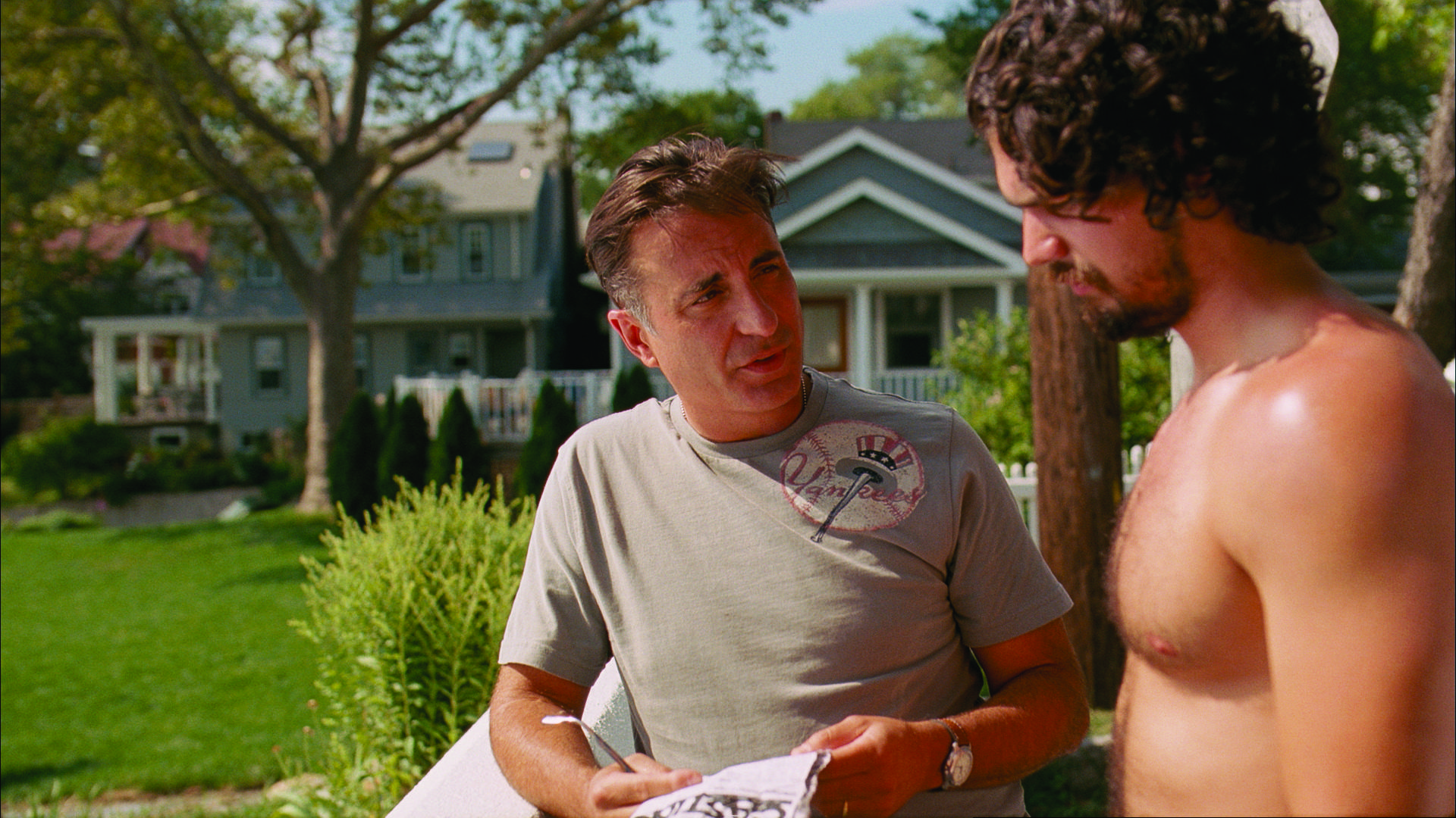 Still of Andy Garcia and Steven Strait in City Island (2009)