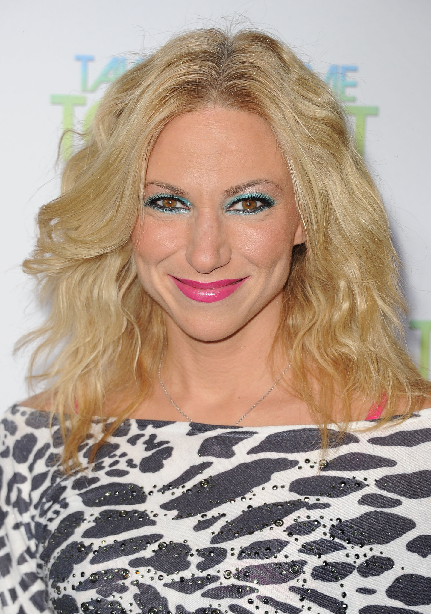 Debbie Gibson at event of Take Me Home Tonight (2011)