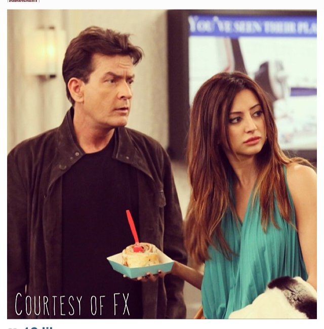 Charlie Sheen and Noureen DeWulf in ANGER MANAGEMENT