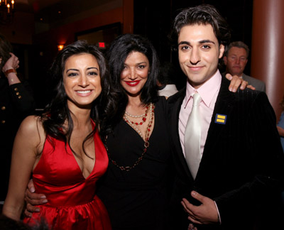 Shohreh Aghdashloo, Winter Jones and Noureen DeWulf at event of American Dreamz (2006)