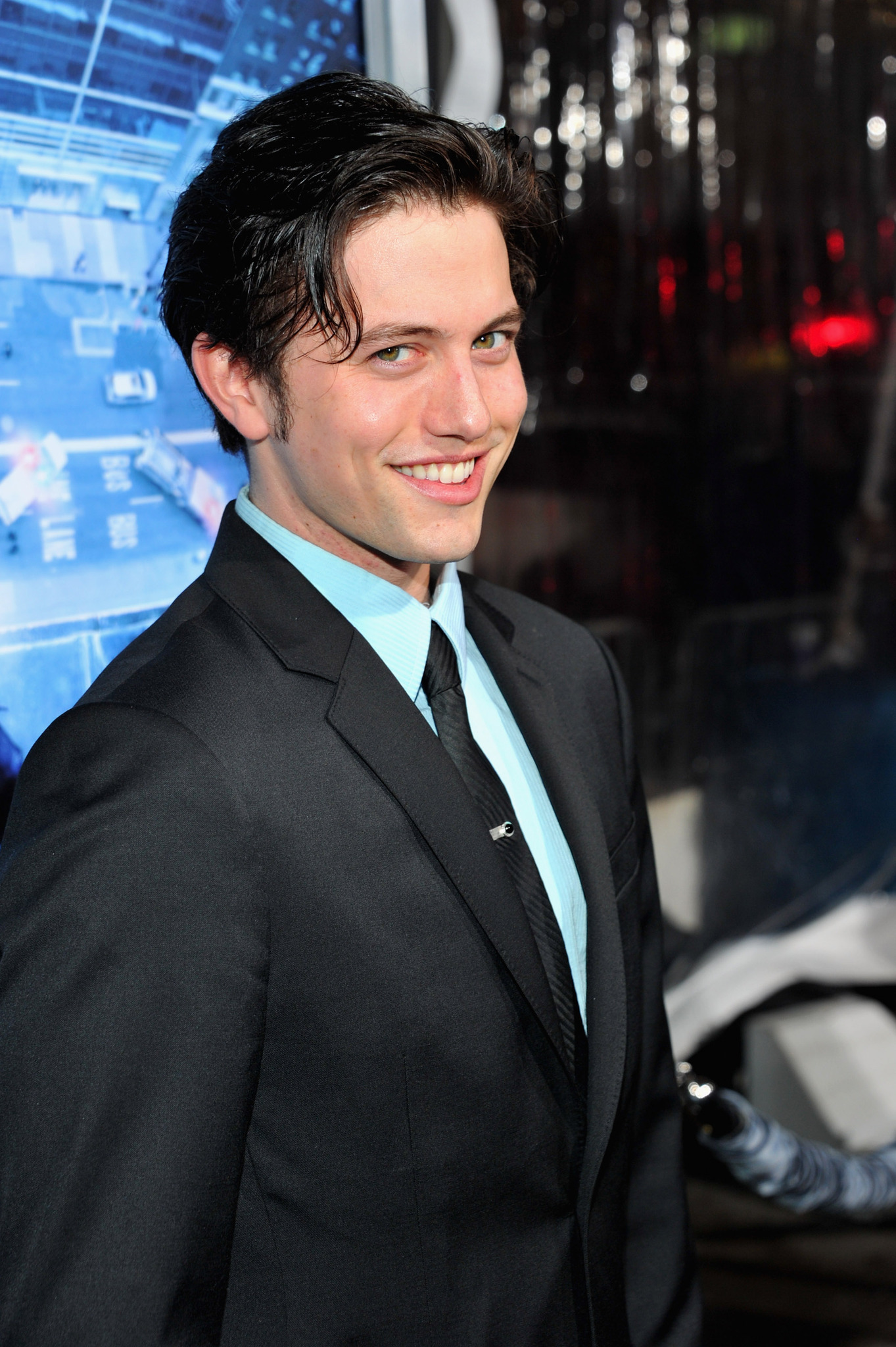 Jackson Rathbone at event of Ant ribos (2012)