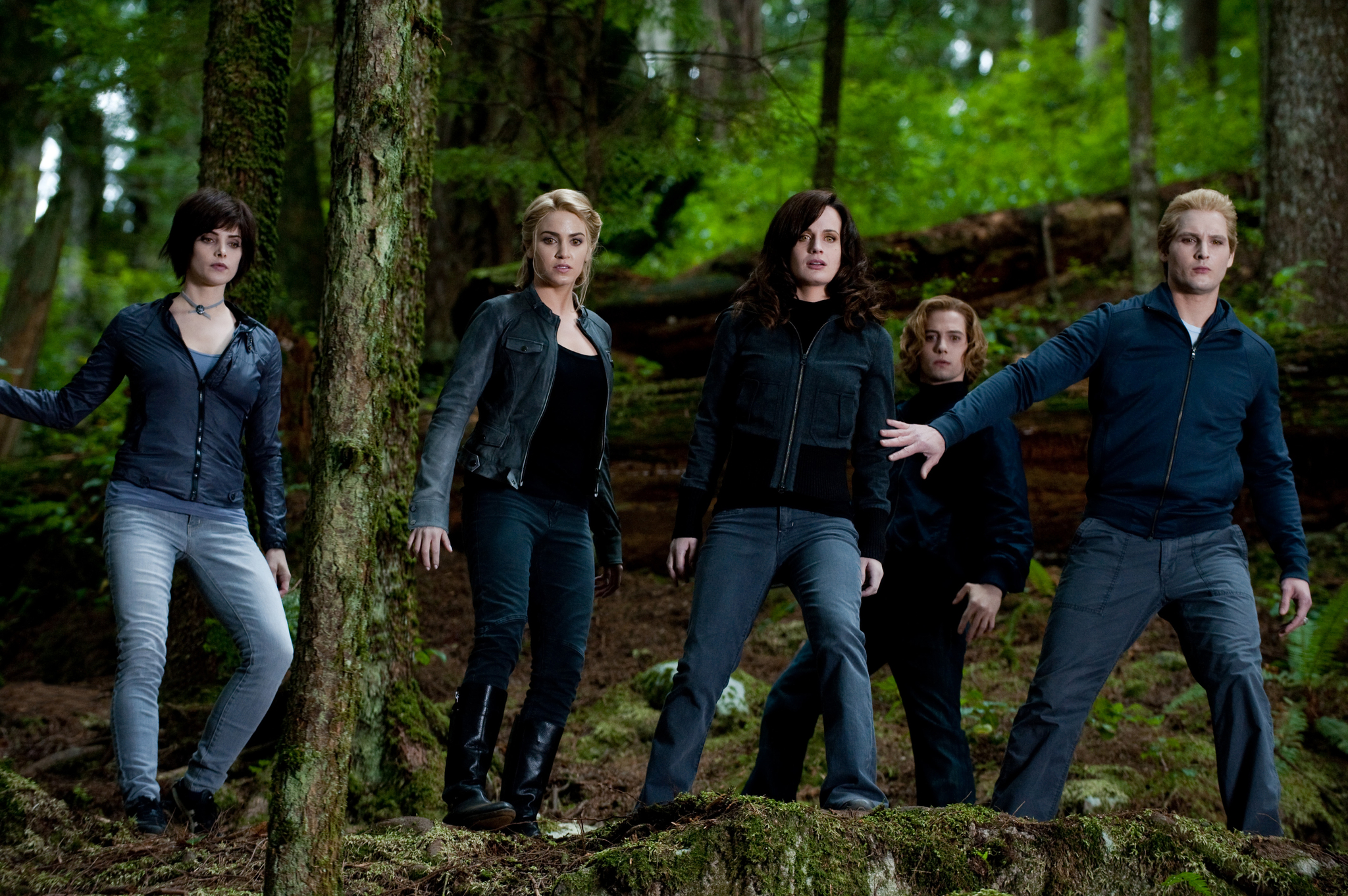 Still of Peter Facinelli, Elizabeth Reaser, Nikki Reed, Jackson Rathbone and Ashley Greene in The Twilight Saga: Eclipse (2010)