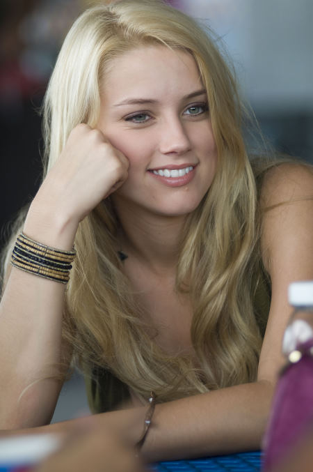 Still of Amber Heard in Never Back Down (2008)