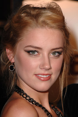 Amber Heard at event of Beowulf (2007)