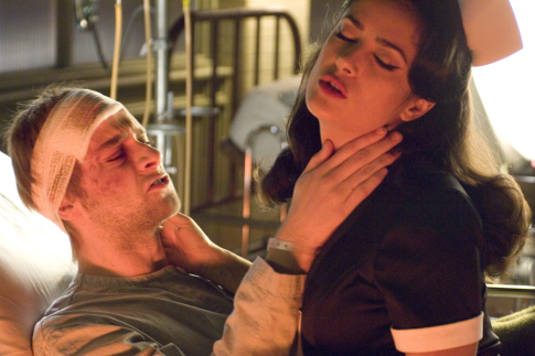 Still of Salma Hayek and Joe Anderson in Across the Universe (2007)