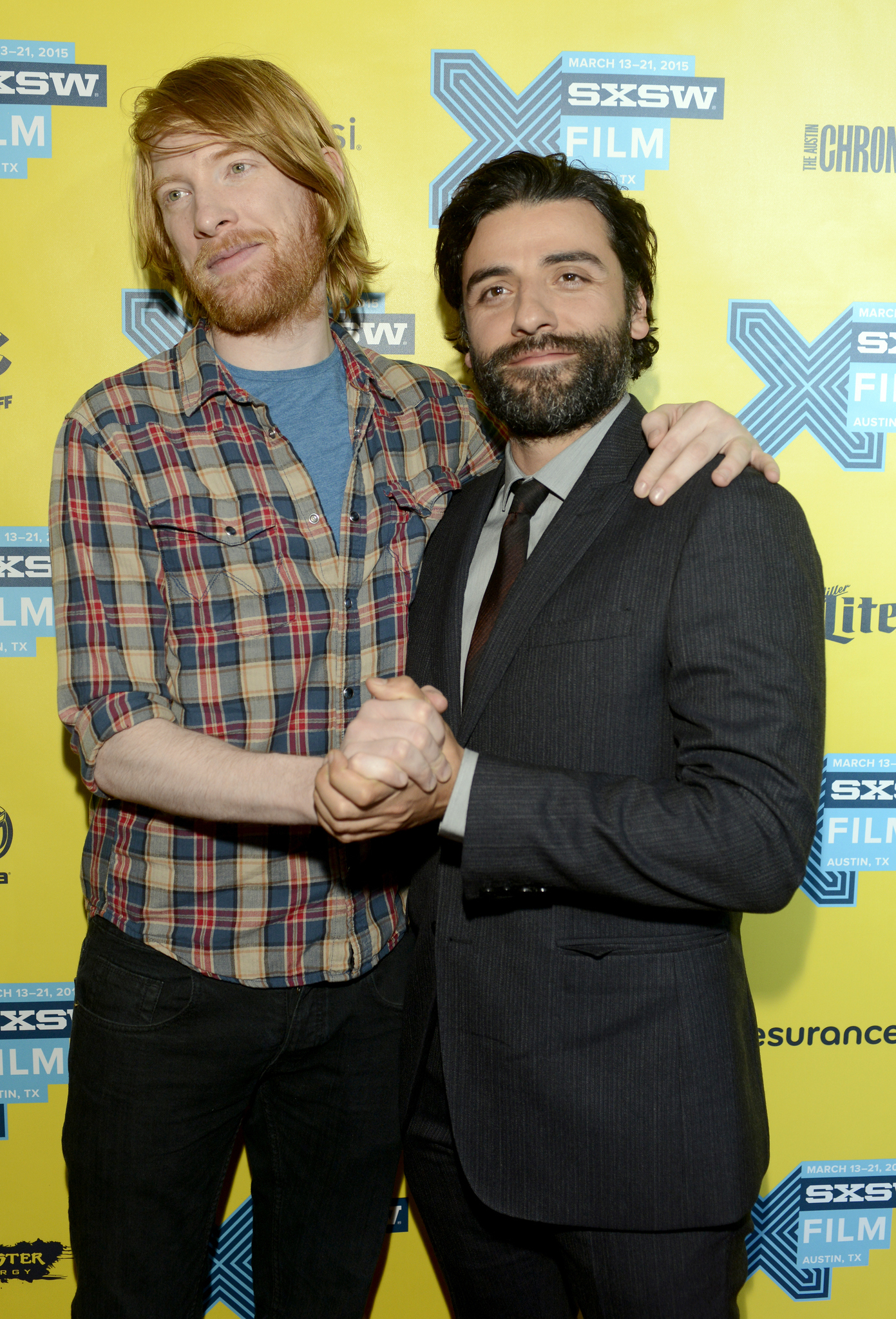 Oscar Isaac and Domhnall Gleeson at event of Ex Machina (2015)