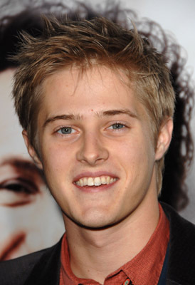 Lucas Grabeel at event of Milk (2008)