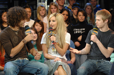 Corbin Bleu, Ashley Tisdale and Lucas Grabeel at event of High School Musical (2006)