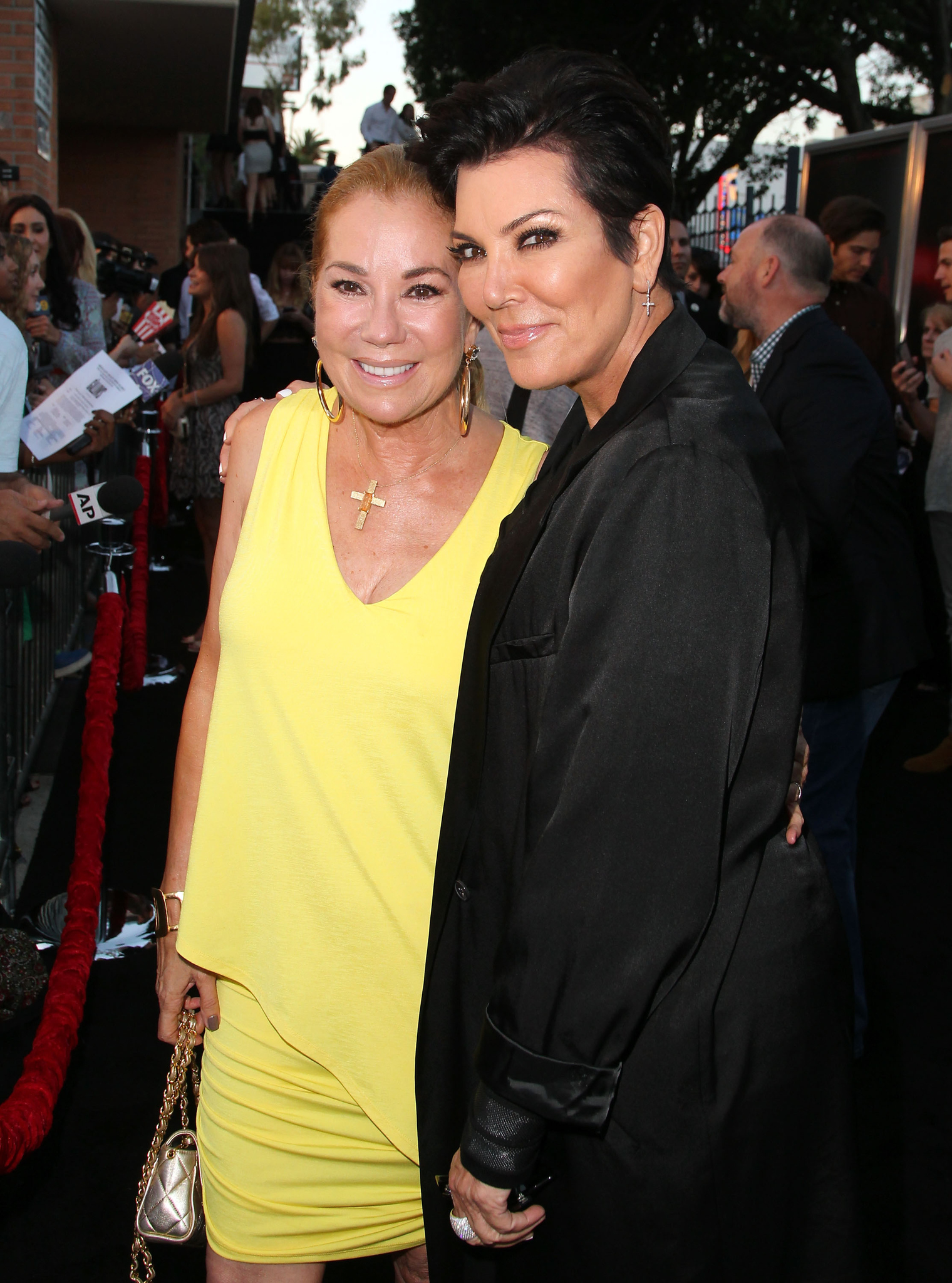 Kris Jenner and Kathie Lee at event of The Gallows (2015)