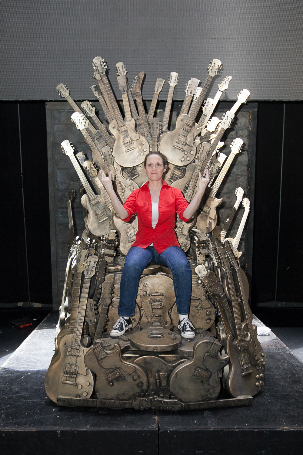 The Geekie Awards GIbson Throne