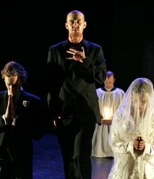 Laurence Spellman with Tom Hiddleston and Olivia Williams in 'The Changling'