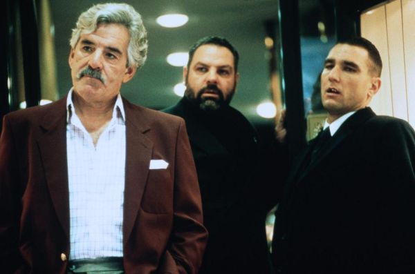 SNATCH starring Dennis Farina, Vinny Jones and Sam Douglas.