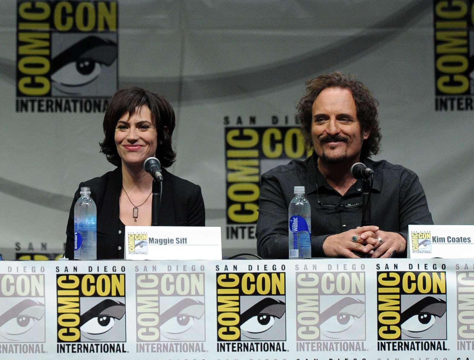 Kim Coates and Maggie Siff at event of Sons of Anarchy (2008)