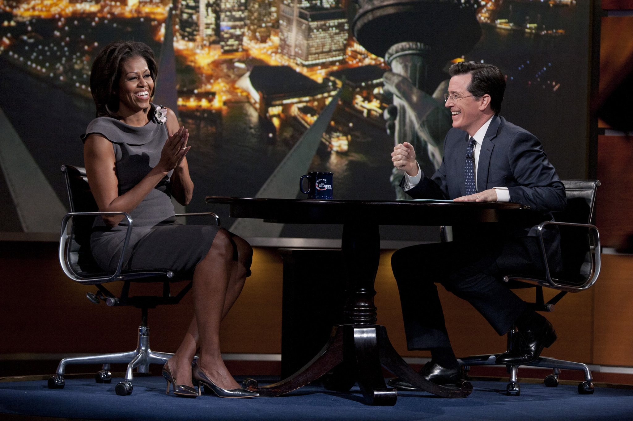 Still of Stephen Colbert and Michelle Obama in The Colbert Report (2005)