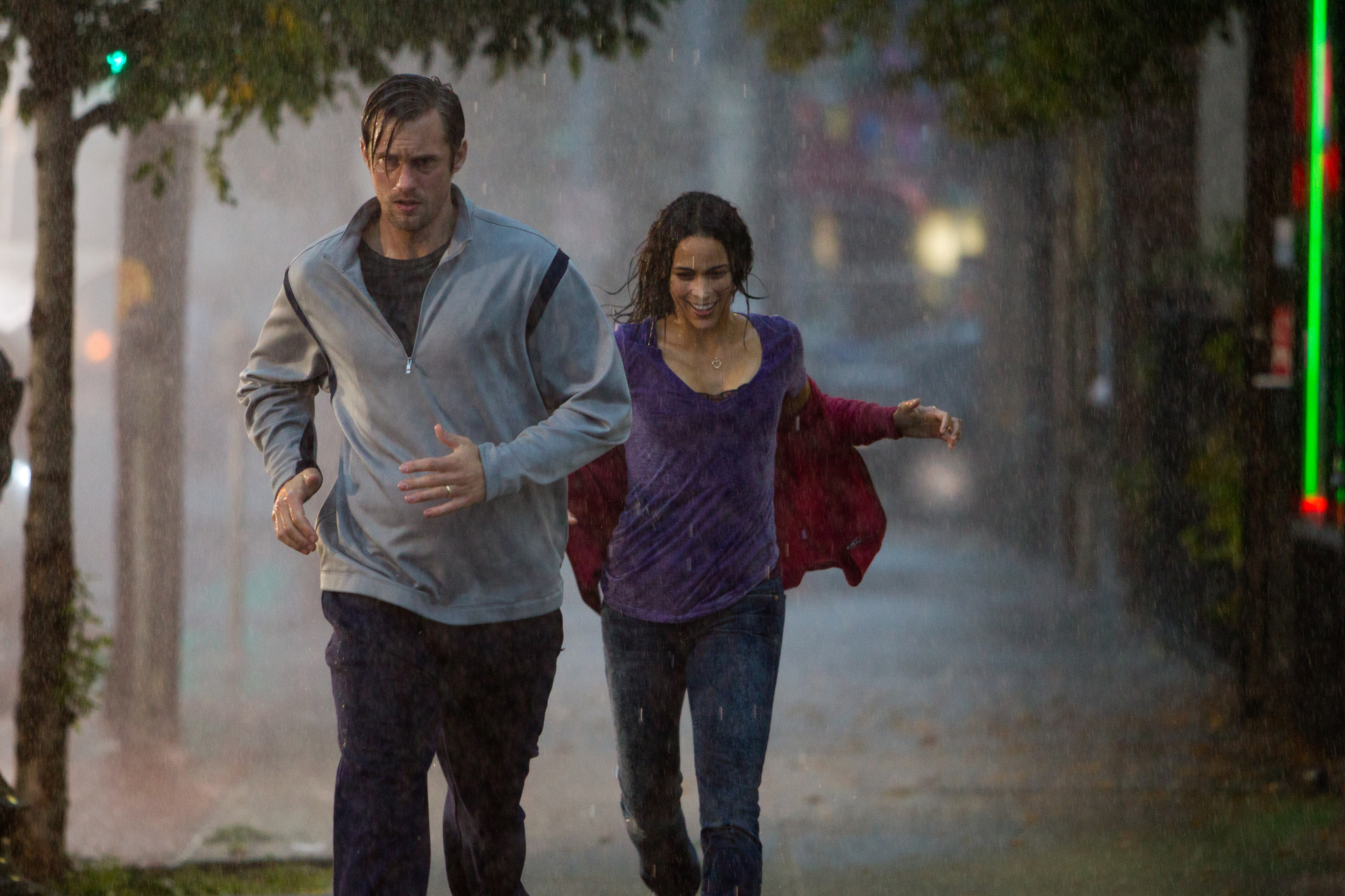 Still of Alexander Skarsgård and Paula Patton in Disconnect (2012)