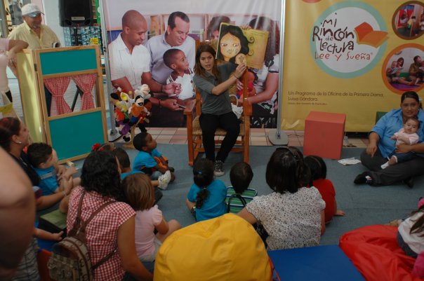 LEE Y SUEÑA, children`s literacy program designed by the Office of First lady of Puerto Rico